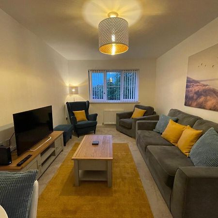 2 Bedroom Luxury Flat In Quiet Village Of Bishopton Bishopton  Bagian luar foto