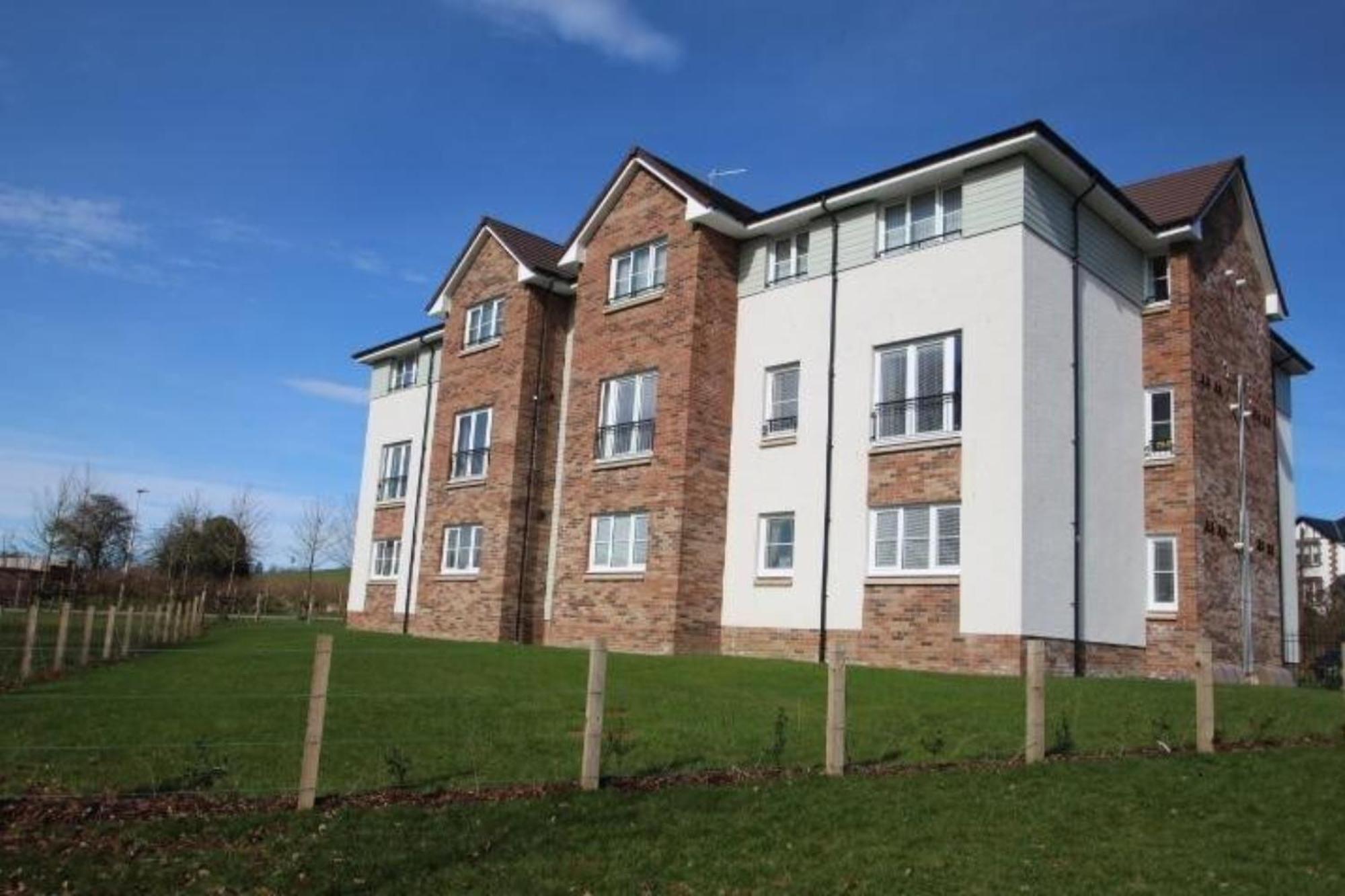 2 Bedroom Luxury Flat In Quiet Village Of Bishopton Bishopton  Bagian luar foto